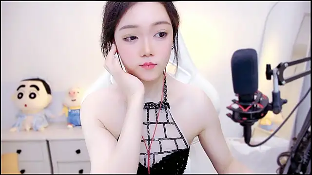 Snapshot of Cindy-dd chatting on May 8, 2026, 2:21 pm Cindy-dd online show from May 8, 2026, 2:21 pm