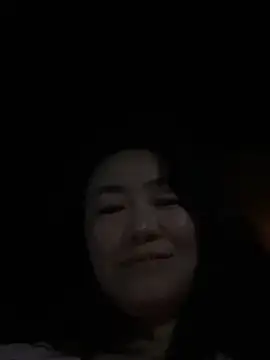 Molly-xiao online show from May 11, 2026, 2:45 pm