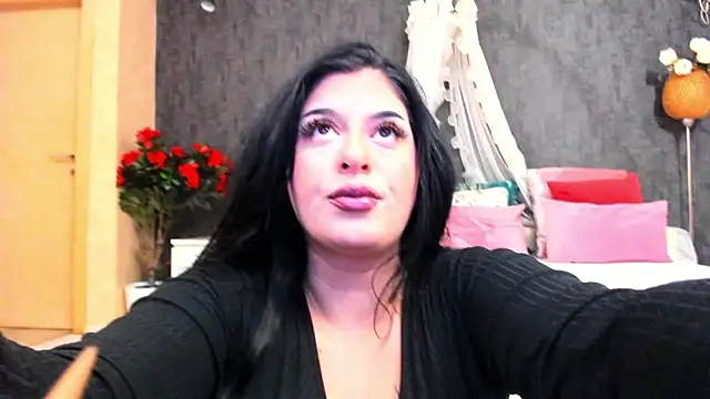 NayaNoirX online show from February 11, 2026, 7:14 pm