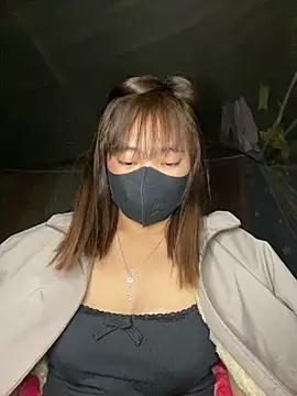 Snapshot of Wendy-2 chatting on January 10, 2026, 4:24 pm Wendy-2 online show from January 10, 2026, 4:24 pm