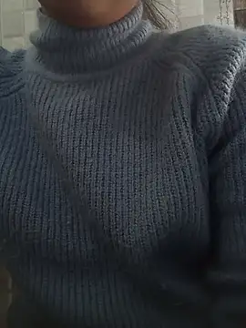 Snapshot of komal_choudhary chatting on January 13, 2026, 7:56 am komal choudhary online show from January 13, 2026, 7:56 am