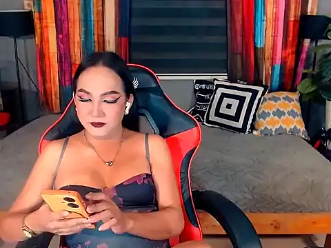 Snapshot of MistressAltheaTS chatting on July 29, 2026, 4:17 pm MistressAltheaTS online show from July 29, 2026, 4:17 pm