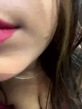 Snapshot of Luxuryalexa986 chatting on January 8, 2026, 6:19 am Luxuryalexa986 online show from January 8, 2026, 6:19 am