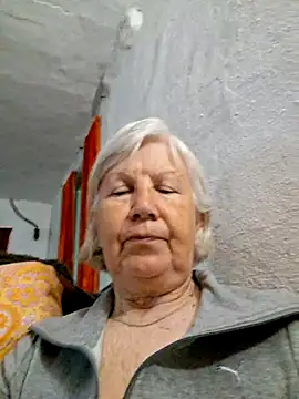 Snapshot of KlaudiaDarling chatting on May 14, 2026, 7:38 am KlaudiaDarling online show from May 14, 2026, 7:38 am