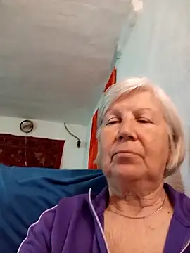 Snapshot of KlaudiaDarling chatting on April 9, 2026, 7:14 am KlaudiaDarling online show from April 9, 2026, 7:14 am