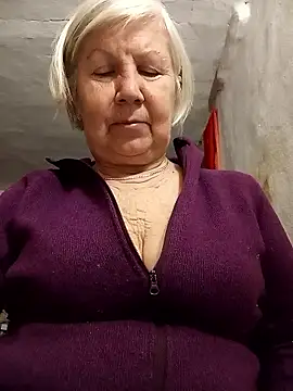 Snapshot of KlaudiaDarling chatting on January 13, 2026, 4:11 pm KlaudiaDarling online show from January 13, 2026, 4:11 pm