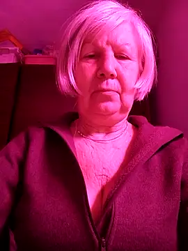 Snapshot of KlaudiaDarling chatting on January 8, 2026, 6:41 am KlaudiaDarling online show from January 8, 2026, 6:41 am