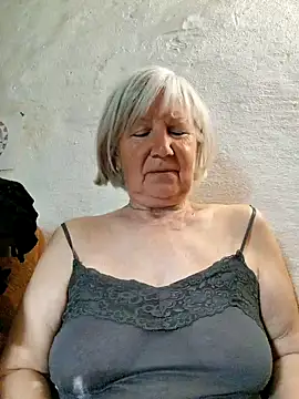 Snapshot of KlaudiaDarling chatting on May 21, 2026, 3:31 pm KlaudiaDarling online show from May 21, 2026, 3:31 pm