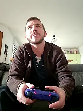 Angel-Boy30 online show from January 15, 2026, 11:13 am