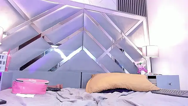 Snapshot of melody__sweet_ chatting on March 15, 2026, 8:21 am melody sweet online show from March 15, 2026, 8:21 am