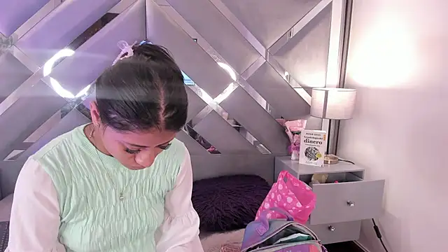 Snapshot of melody__sweet_ chatting on March 22, 2026, 6:20 pm melody sweet online show from March 22, 2026, 6:20 pm