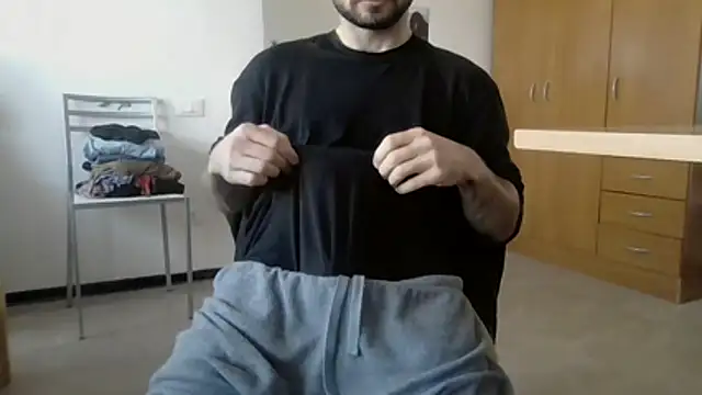 Snapshot of whatever8890 chatting on February 23, 2026, 10:05 am whatever8890 online show from February 23, 2026, 10:05 am