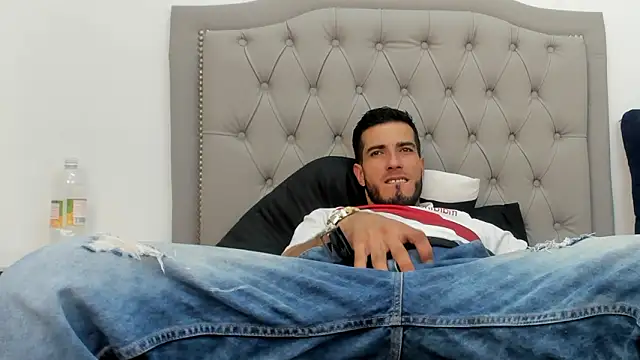 Snapshot of marc_ruffa chatting on February 6, 2026, 7:54 pm marc ruffa online show from February 6, 2026, 7:54 pm