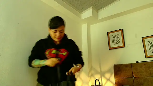 kat paradise online show from April 14, 2026, 11:37 am