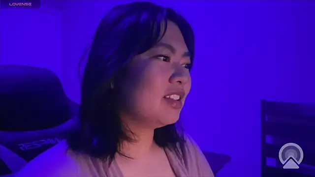 Snapshot of kuromixx444 chatting on February 6, 2026, 7:04 am kuromixx444 online show from February 6, 2026, 7:04 am