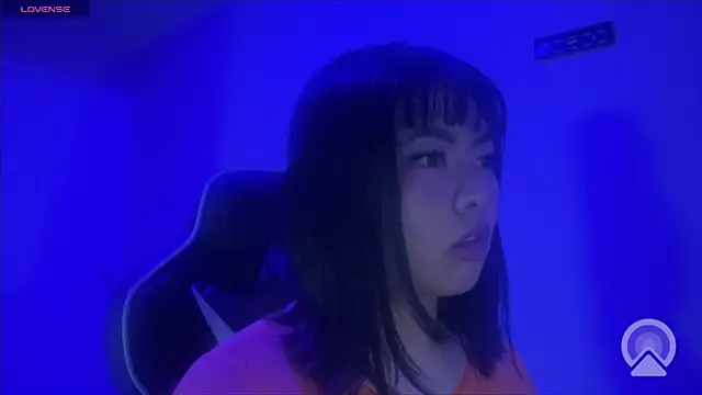 Snapshot of kuromixx444 chatting on February 11, 2026, 6:46 am kuromixx444 online show from February 11, 2026, 6:46 am