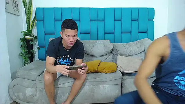 Interracial Snow Bunny online show from March 28, 2026, 8:10 pm