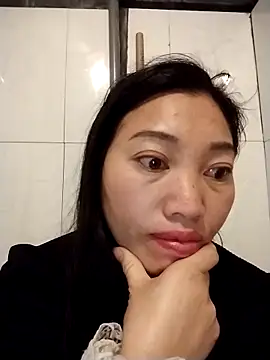 Lovephay8x online show from February 11, 2026, 11:37 pm