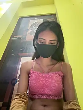 Snapshot of Beauty-pi chatting on February 2, 2026, 7:13 pm Beauty-pi online show from February 2, 2026, 7:13 pm