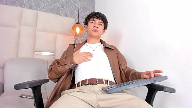 Snapshot of imxxjoel chatting on May 12, 2026, 11:22 pm imxxjoel online show from May 12, 2026, 11:22 pm