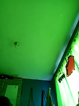 Alma Kieran online show from April 10, 2026, 7:32 pm