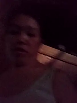 Snapshot of dakota-kis chatting on April 7, 2026, 11:23 am dakota-kis online show from April 7, 2026, 11:23 am