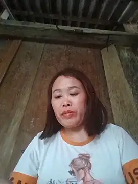 Snapshot of dakota-kis chatting on April 3, 2026, 10:32 am dakota-kis online show from April 3, 2026, 10:32 am