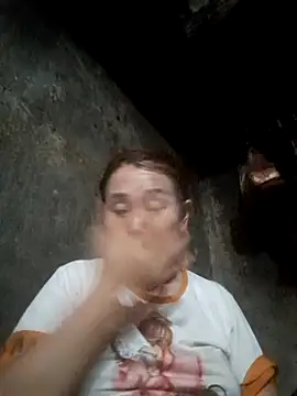 Snapshot of dakota-kis chatting on April 3, 2026, 11:44 pm dakota-kis online show from April 3, 2026, 11:44 pm