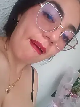 VelourNyx online show from May 26, 2026, 9:57 pm