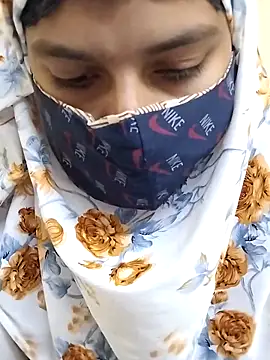 Snapshot of rukhsar_ chatting on February 17, 2026, 5:49 am rukhsar online show from February 17, 2026, 5:49 am