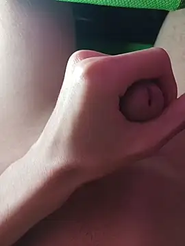 TrebleShebeen online show from February 14, 2026, 9:59 pm