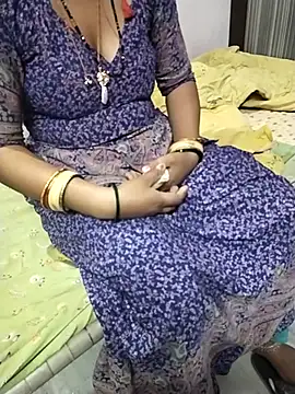 hornycouple20000 online show from March 1, 2026, 4:07 pm