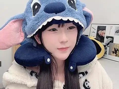 Snapshot of lnua-lnua chatting on January 12, 2026, 2:13 pm lnua-lnua online show from January 12, 2026, 2:13 pm