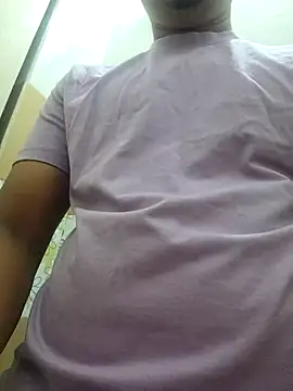 jerryrooh69 online show from April 10, 2026, 7:32 pm