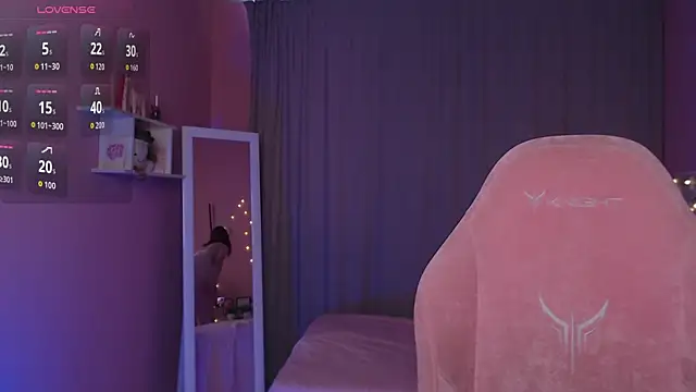 Haya Harareet online show from March 4, 2026, 8:00 am