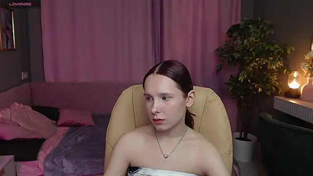 Haya Harareet online show from March 21, 2026, 8:41 am