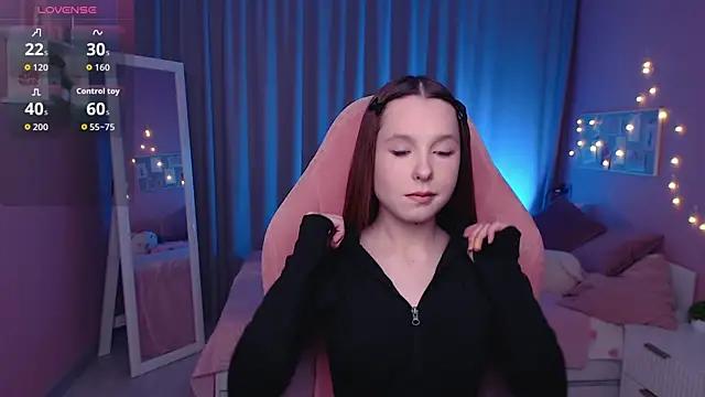 Snapshot of Haya_Harareet chatting on February 24, 2026, 8:15 am Haya Harareet online show from February 24, 2026, 8:15 am