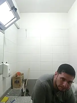 Snapshot of Brokkenwolf chatting on March 27, 2026, 11:00 am Brokkenwolf online show from March 27, 2026, 11:00 am