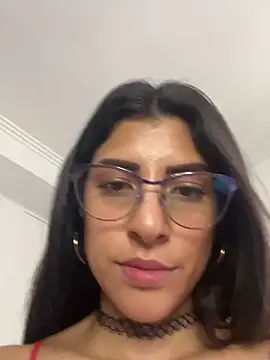 Snapshot of moronoiroficial chatting on February 11, 2026, 7:03 pm moronoiroficial online show from February 11, 2026, 7:03 pm