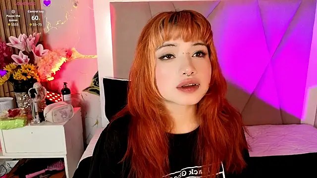 Sienna Desiree online show from March 8, 2026, 5:22 am