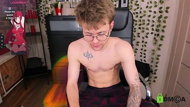 Snapshot of Tomas_Norton chatting on February 14, 2026, 5:18 am Tomas Norton online show from February 14, 2026, 5:18 am