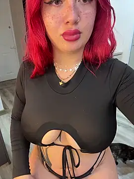 Snapshot of Talia_Foxx chatting on April 7, 2026, 4:03 am Talia Foxx online show from April 7, 2026, 4:03 am