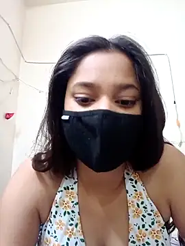 Snapshot of sexyyy_sonia chatting on February 18, 2026, 6:33 am sexyyy sonia online show from February 18, 2026, 6:33 am