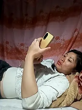 Hiniyk2 online show from March 19, 2026, 1:00 pm