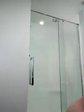 hellyeayea6969 online show from March 16, 2026, 2:19 am