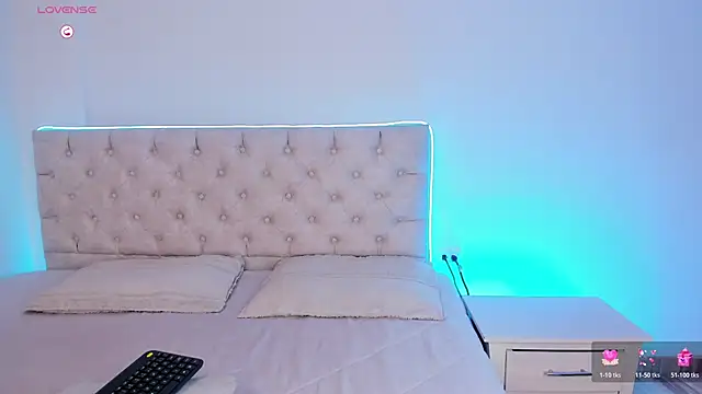 Snapshot of Diamond__cherry69 chatting on February 20, 2026, 1:46 pm Diamond cherry69 online show from February 20, 2026, 1:46 pm