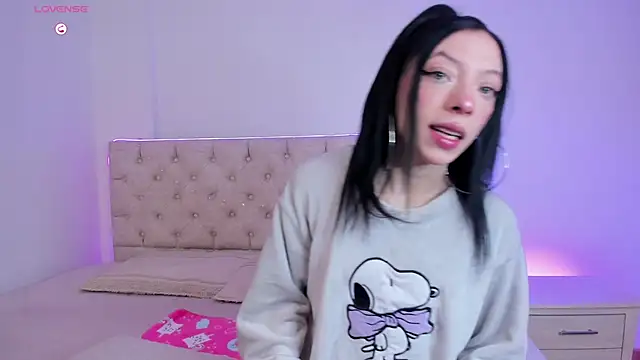 Snapshot of Diamond__cherry69 chatting on February 19, 2026, 1:19 pm Diamond cherry69 online show from February 19, 2026, 1:19 pm