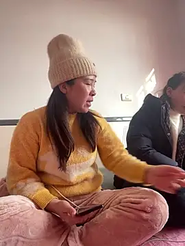 Snapshot of Faded_pink chatting on January 6, 2026, 2:04 am Faded pink online show from January 6, 2026, 2:04 am