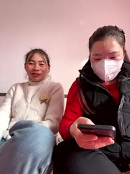 Snapshot of Faded_pink chatting on January 12, 2026, 1:23 am Faded pink online show from January 12, 2026, 1:23 am