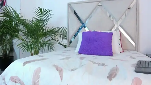 Liam saint online show from March 28, 2026, 1:12 pm